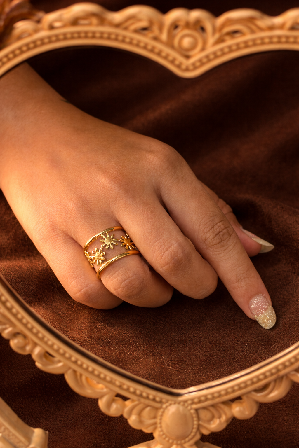 Framed Flowers Ring