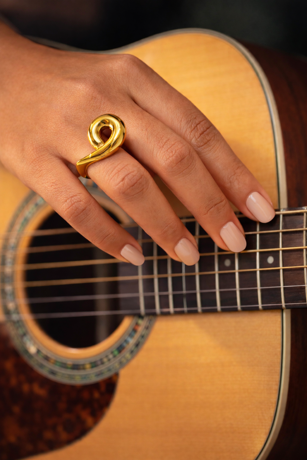 Soft Curve Ring