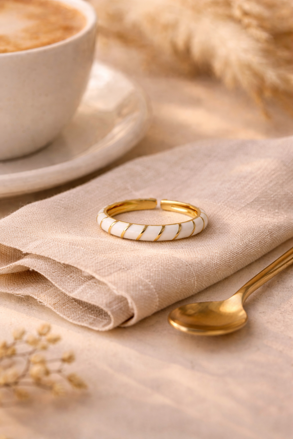 Milky Twist Ring