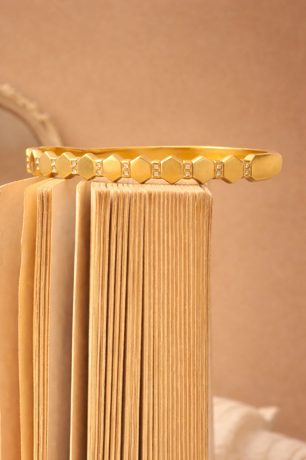 Geo Demigold Bracelet