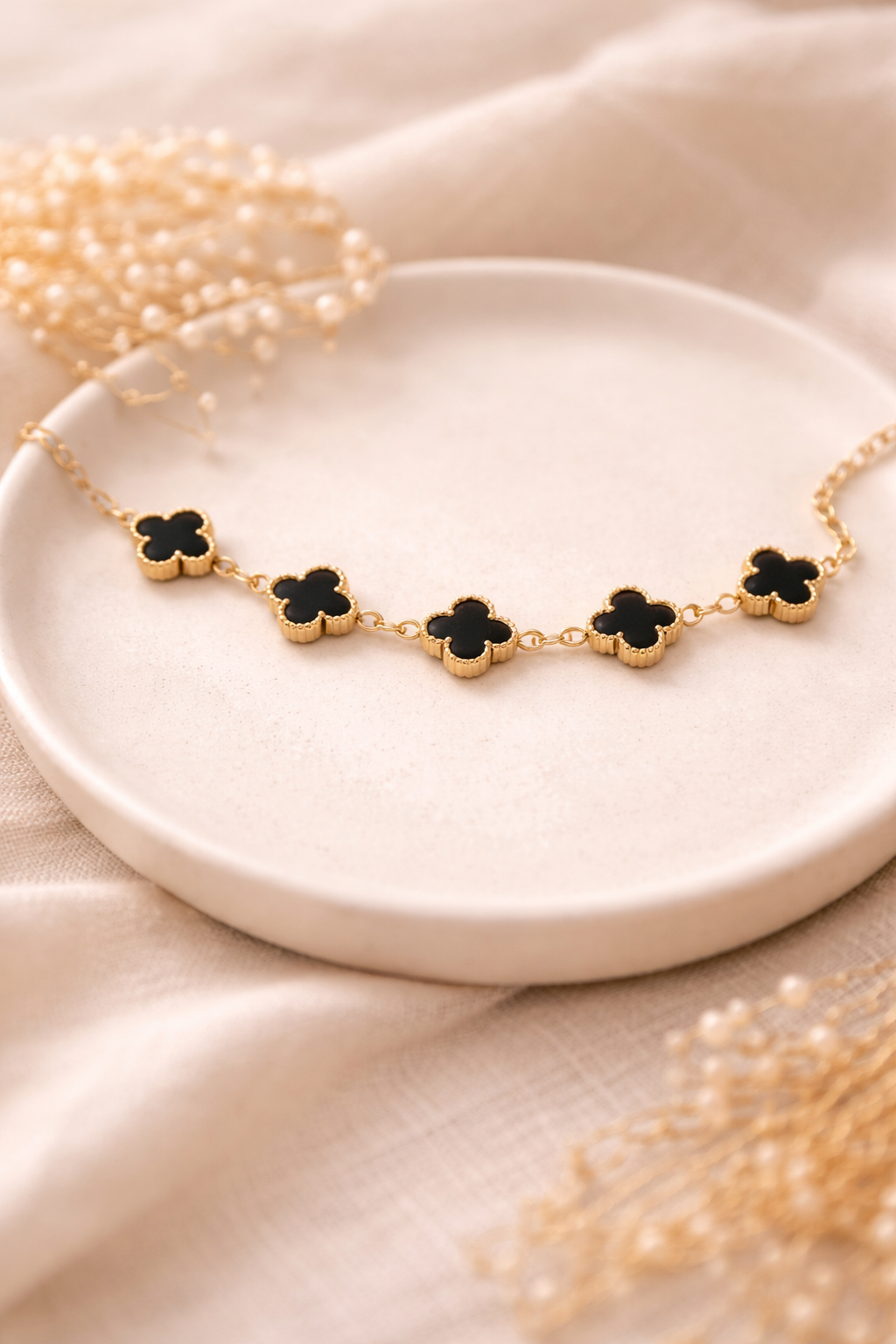Midnight Clover Luxe Chain Bracelet