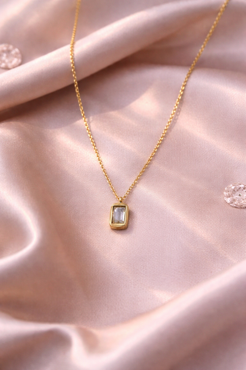Clean Girl Glow Necklace
