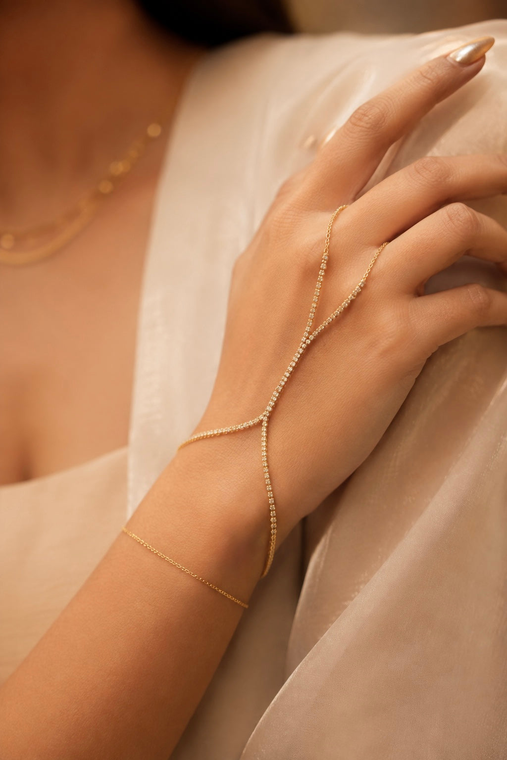 Whisper Link Hand Chain